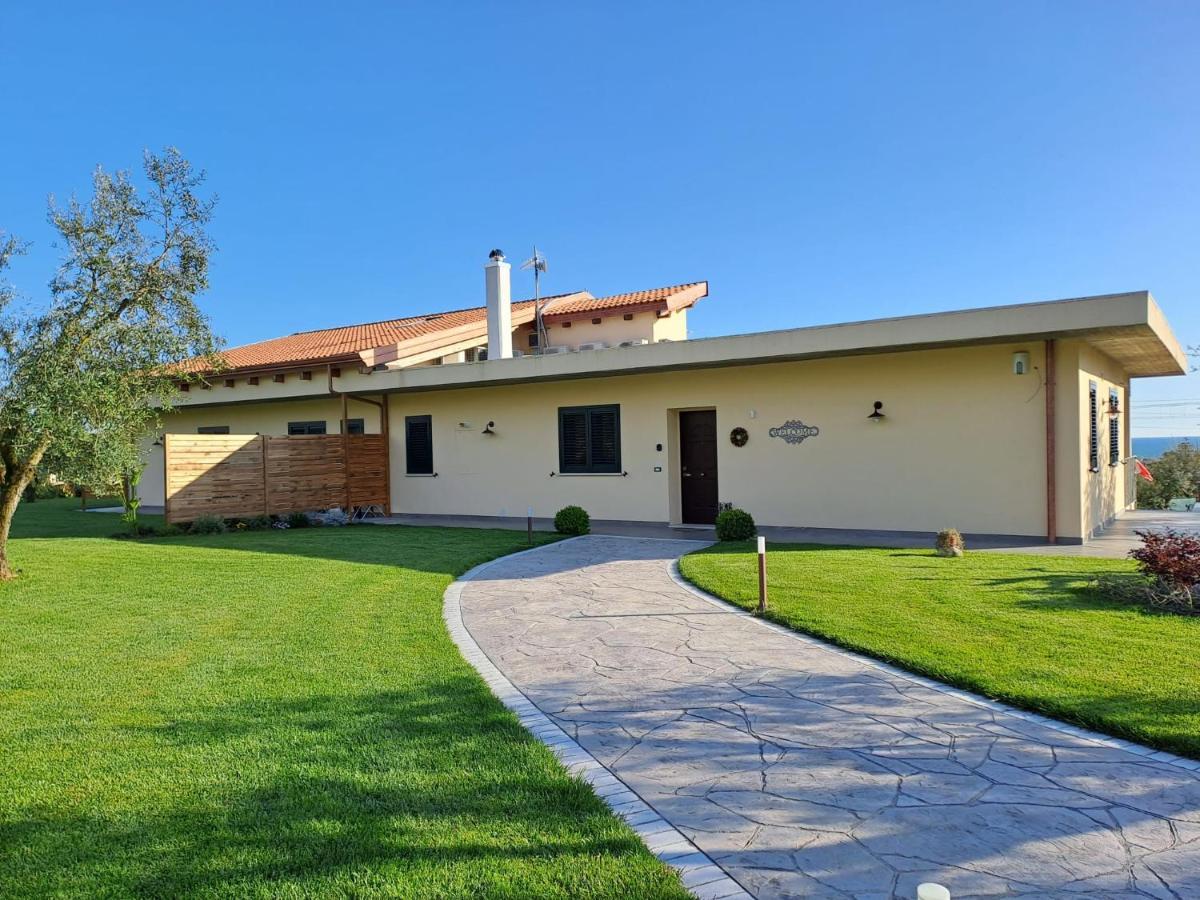 Bed and Breakfast La Campagna Di Peppe E Tullia Formia Exteriér fotografie